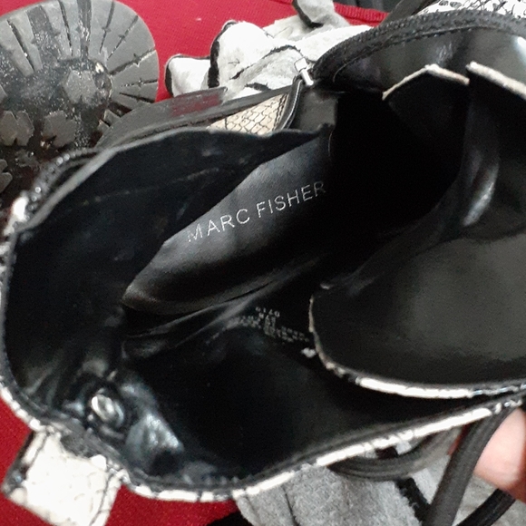 MARC FISHER BOOTIES - Picture 8 of 10